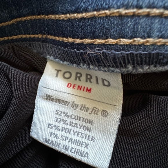 Classic Blue Women's Jeans - Picture 10 of 11